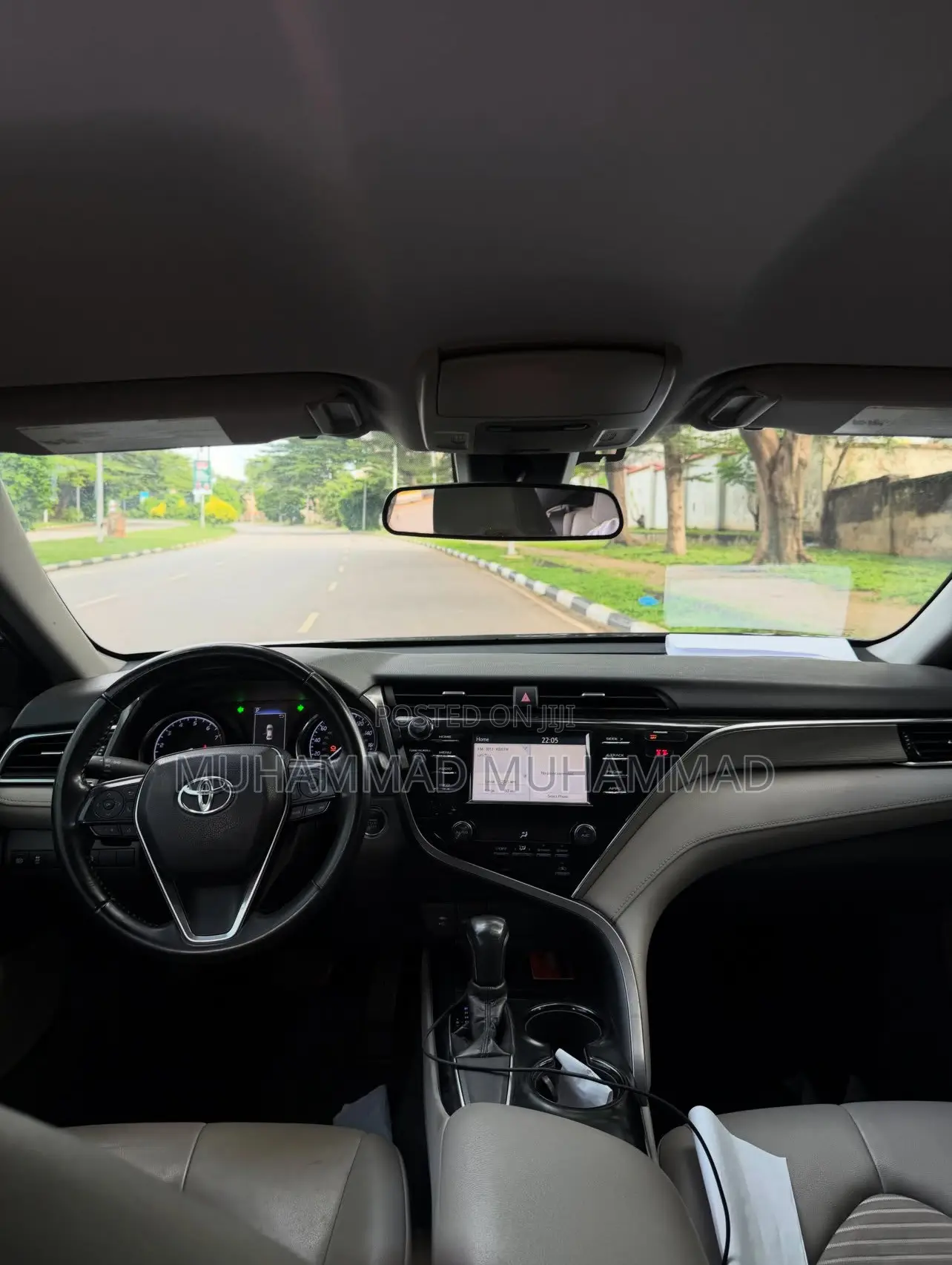 Toyota Camry SE FWD (2.5L 4cyl 8AM) 2018 Black