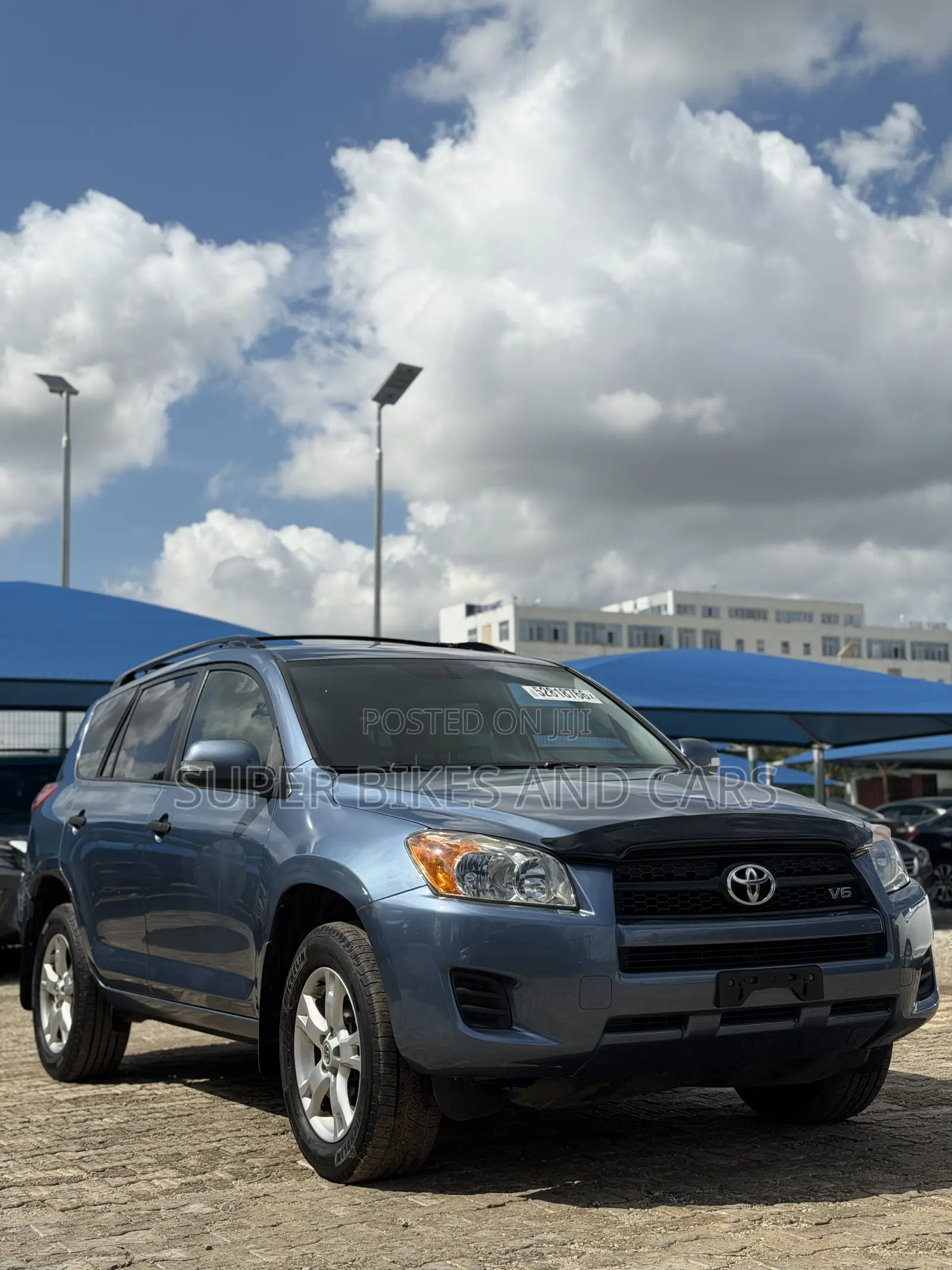 Toyota RAV4 V6 2009 Blue