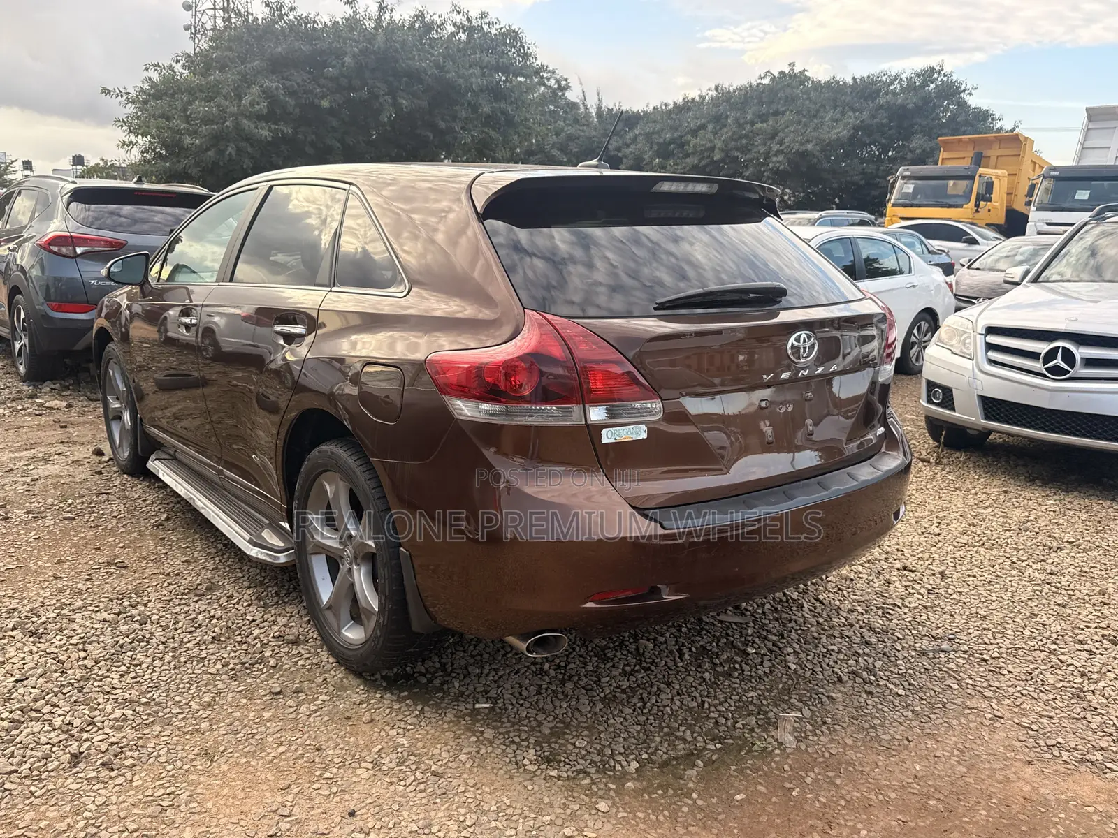 Toyota Venza Limited 4dr Wagon AWD (3.5L 6cyl 6A) 2015 Brown