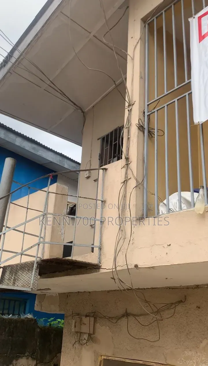 5bdrm Block of Flats in Kukoye Street, for sale