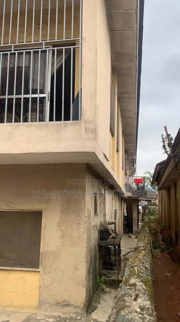 5bdrm Block of Flats in Kukoye Street, for sale
