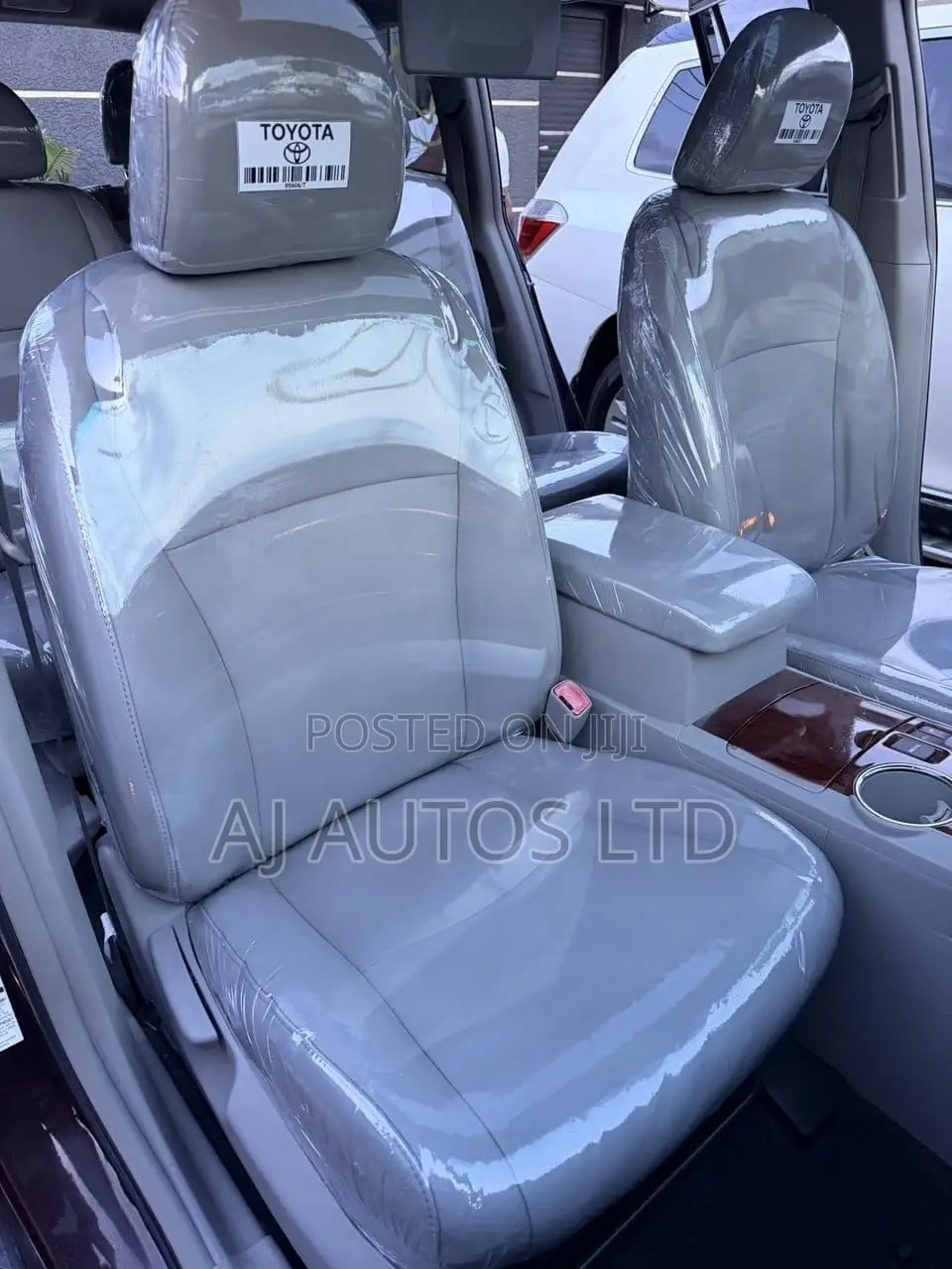 Toyota Highlander Limited 2012 Brown