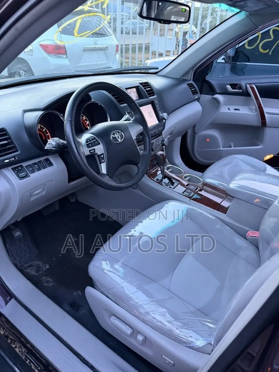 Toyota Highlander 2012 Brown