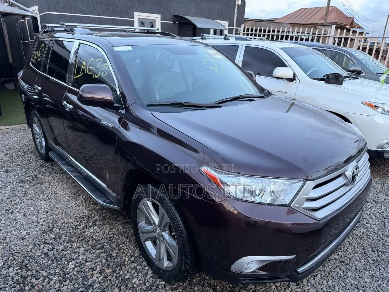 Toyota Highlander 2012 Brown