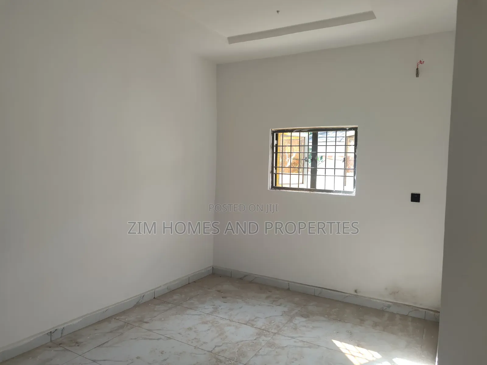 2bdrm Bungalow in Zim Homes And, Area 11 for rent