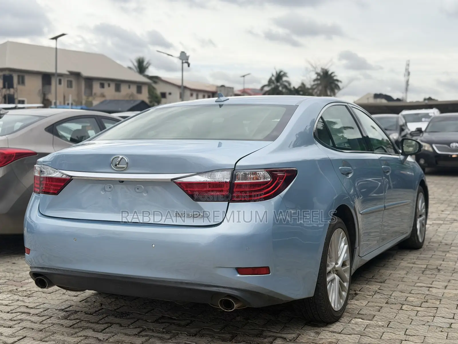 Lexus ES 350 FWD 2014 Blue