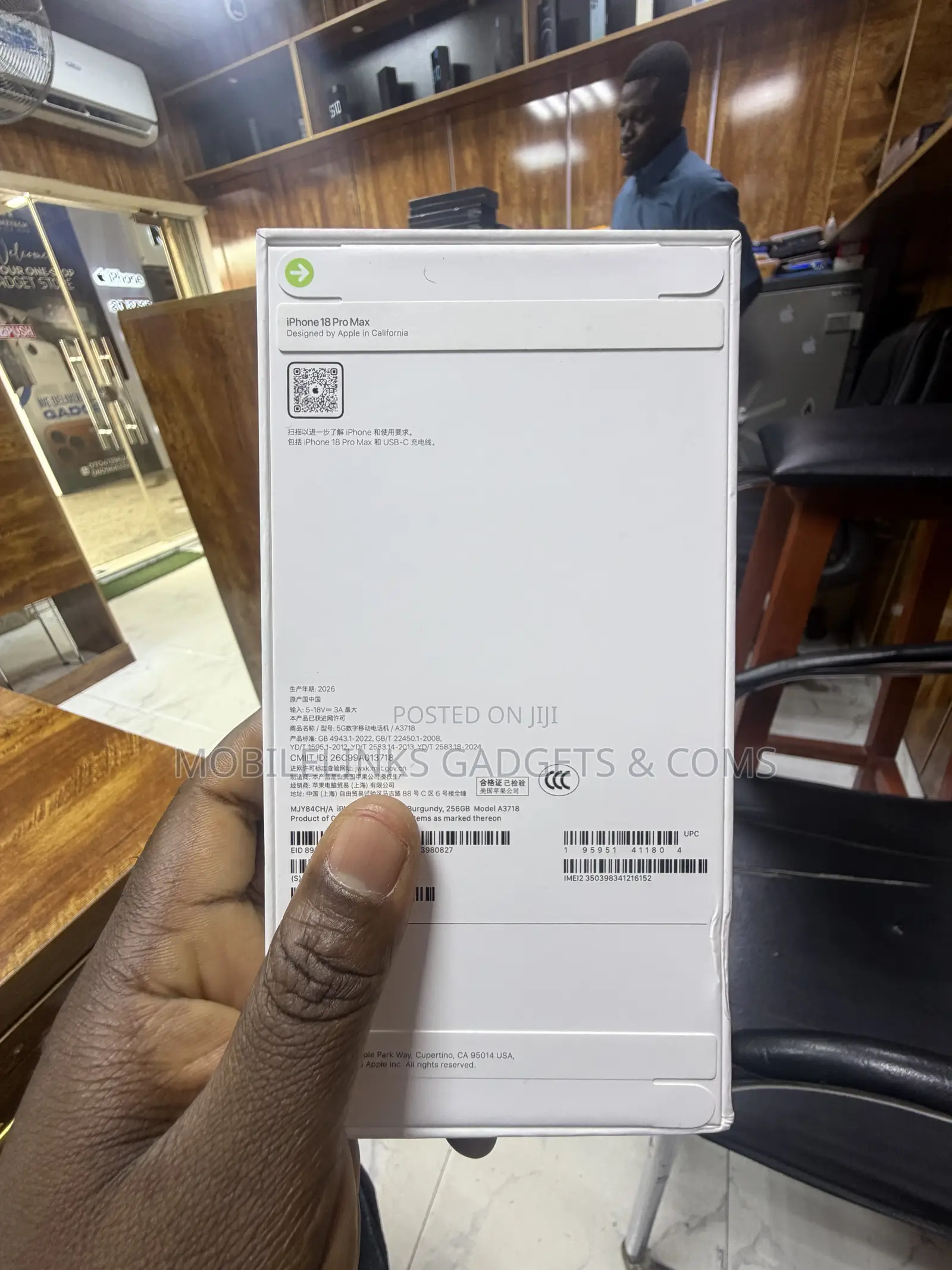 New Apple iPhone 18 Pro Max 256 GB Red