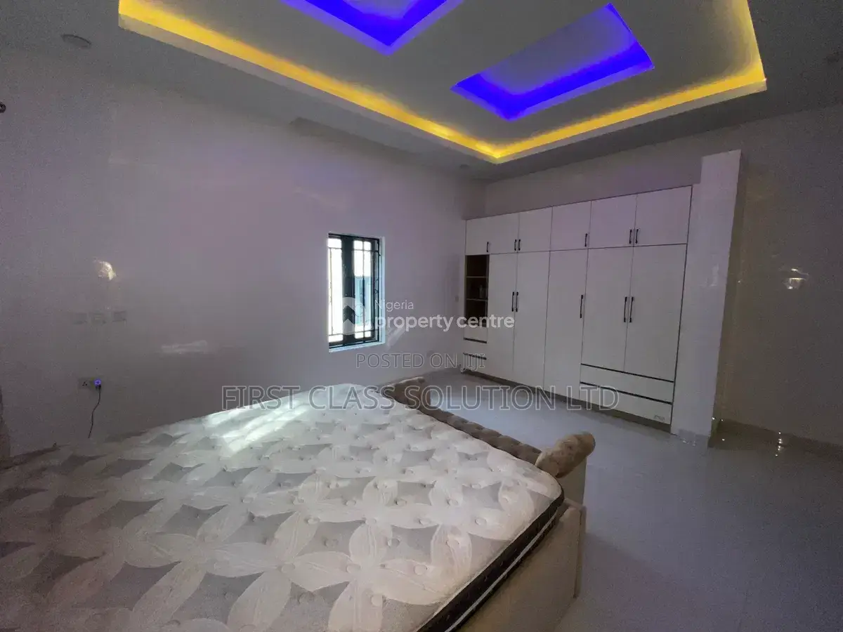Furnished 4bdrm Penthouse in Galadimawa for sale