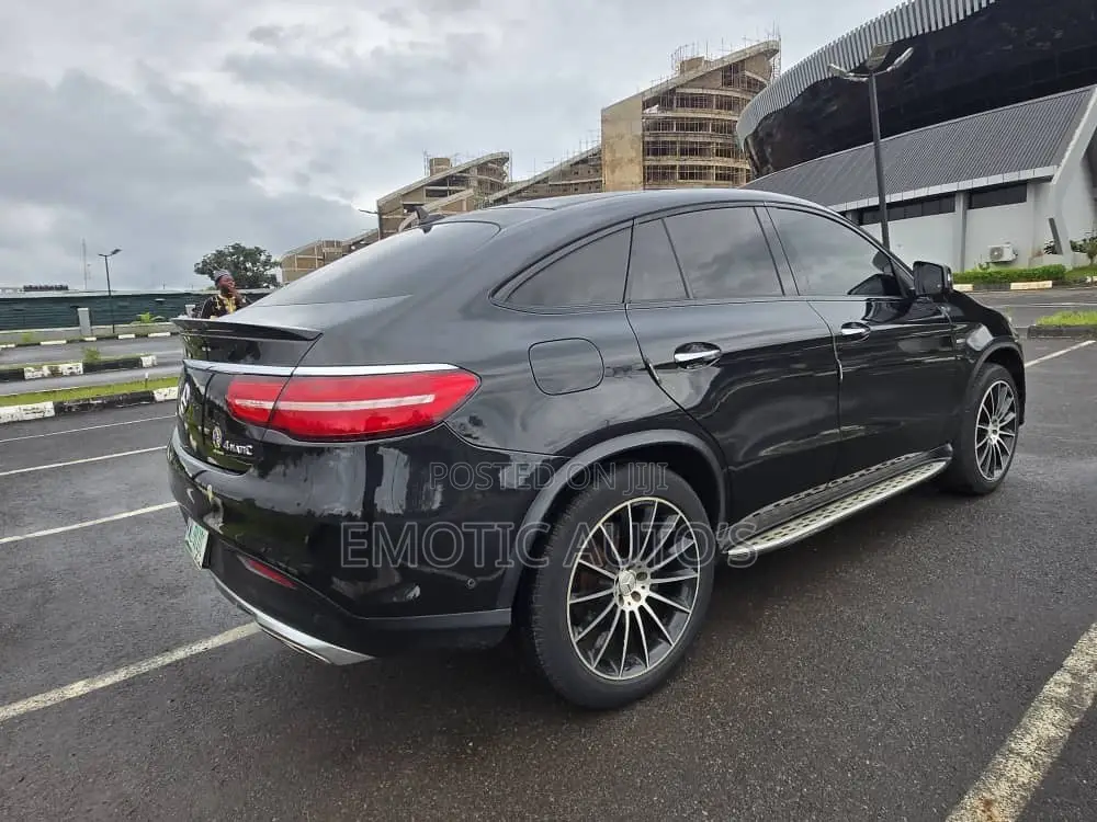 Mercedes-Benz GLE-Class 2017 Black
