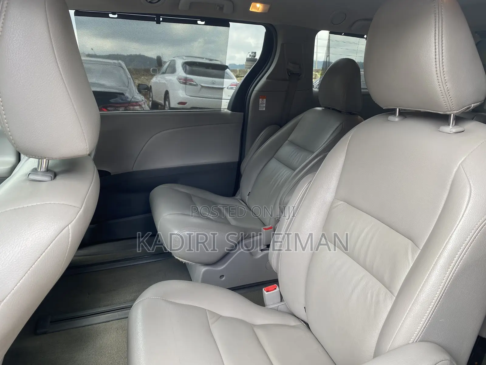 Toyota Sienna 2015 Silver