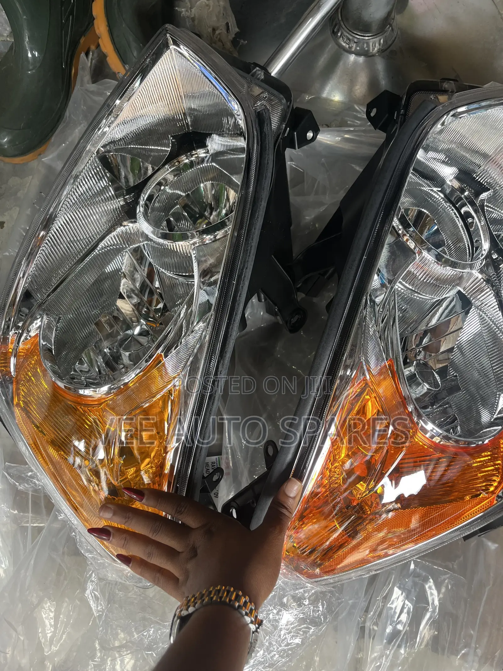 Headlamp RAV4 010
