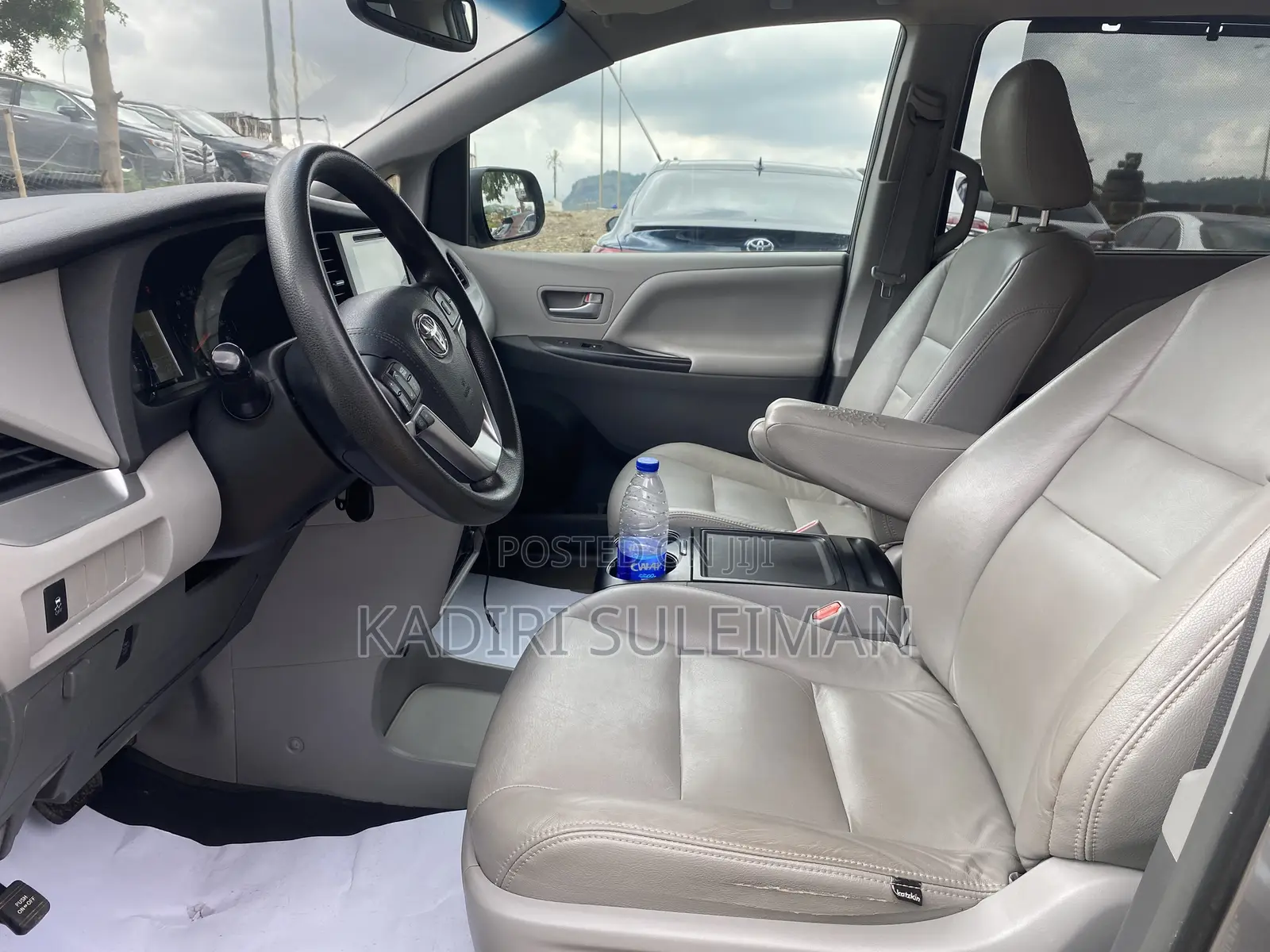 Toyota Sienna 2015 Silver