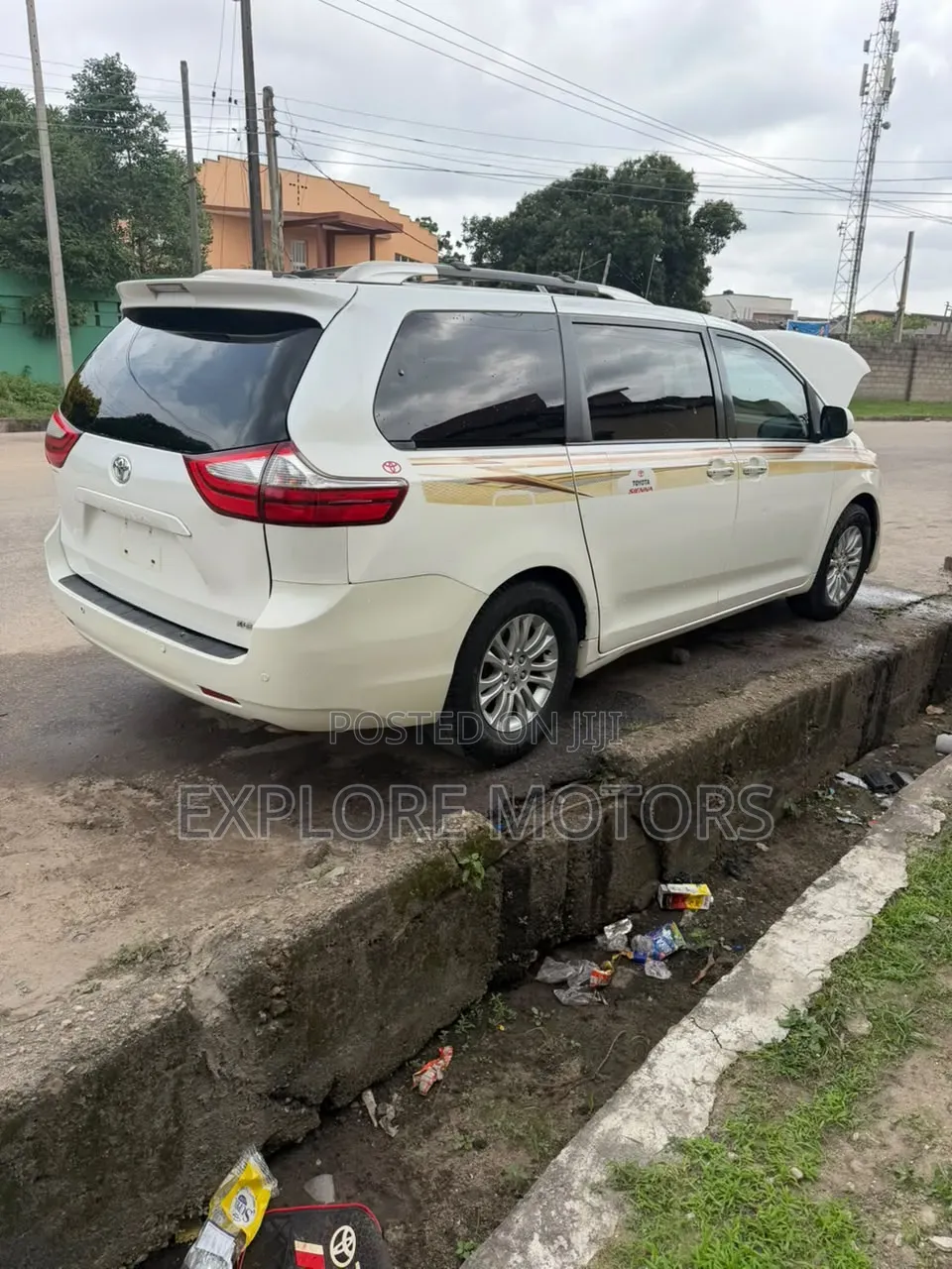 Toyota Sienna 2015 White