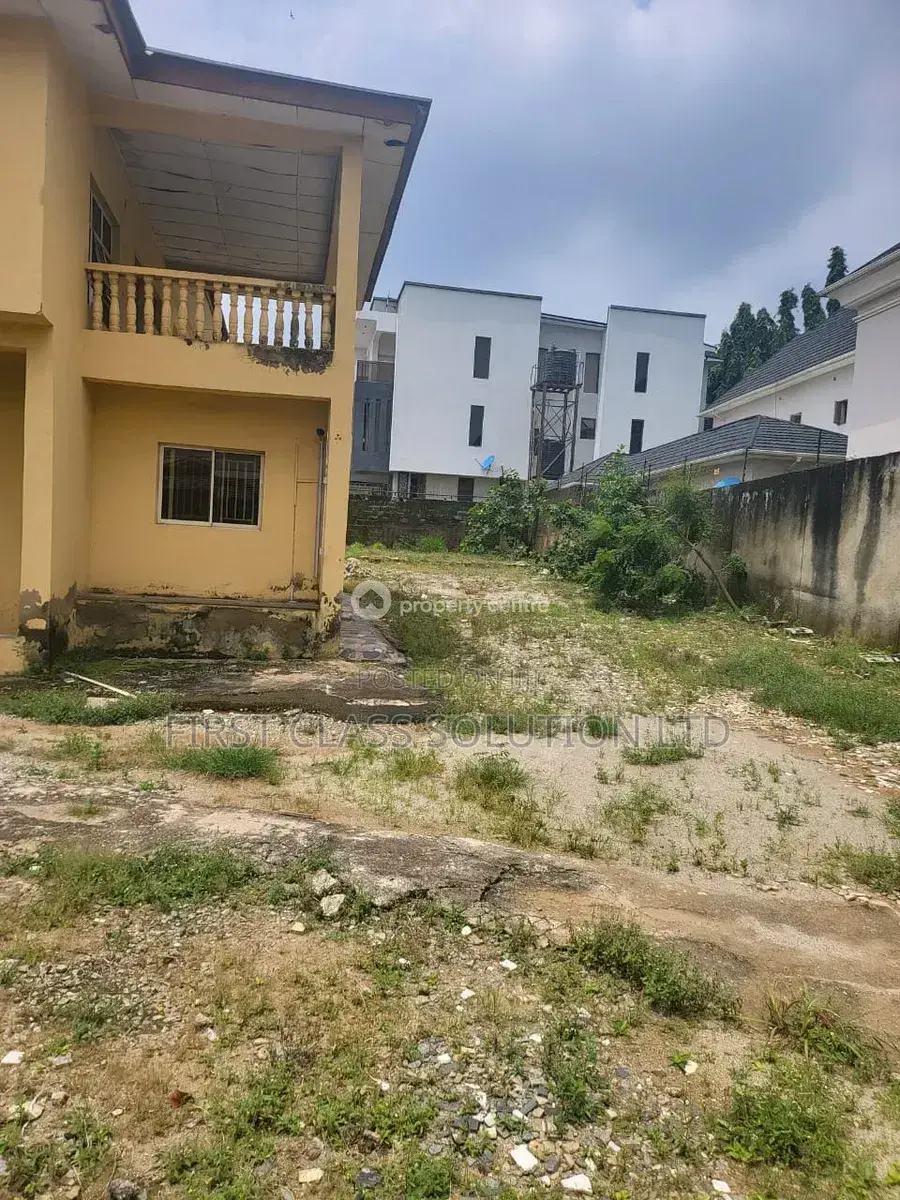 5bdrm Duplex in Wuse 2 for sale