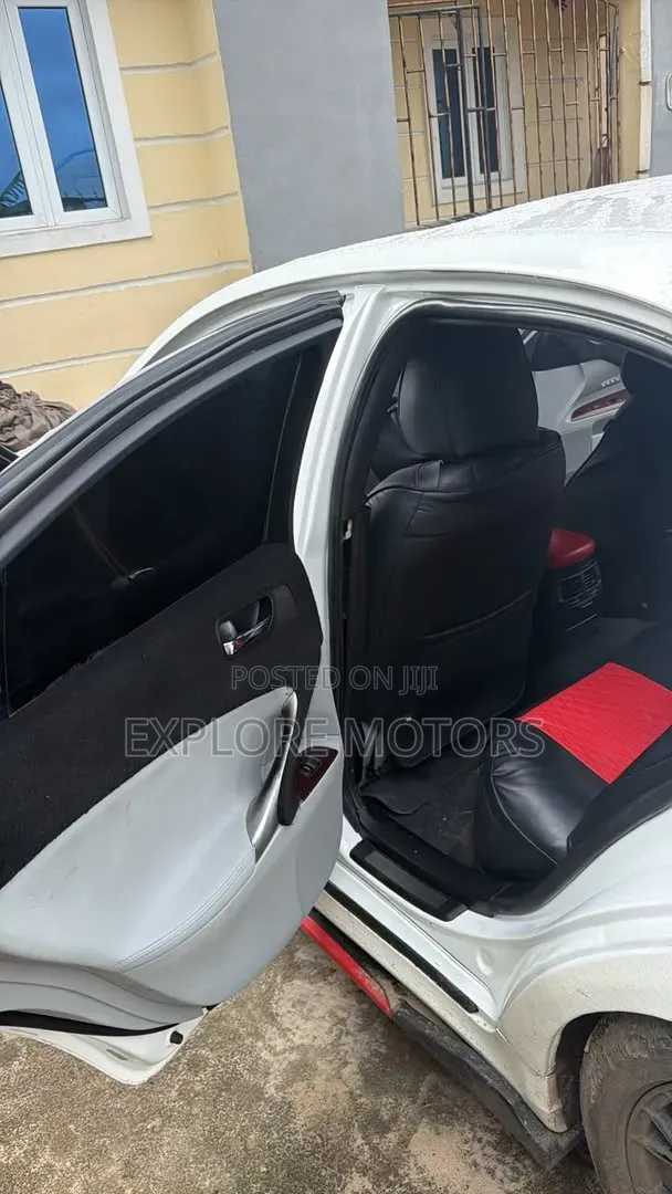 Lexus IS 2008 White