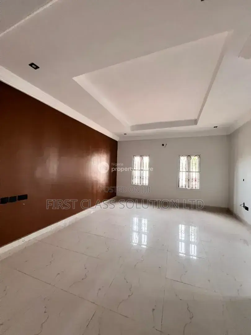 Furnished 3bdrm Block of Flats in Kaura for sale
