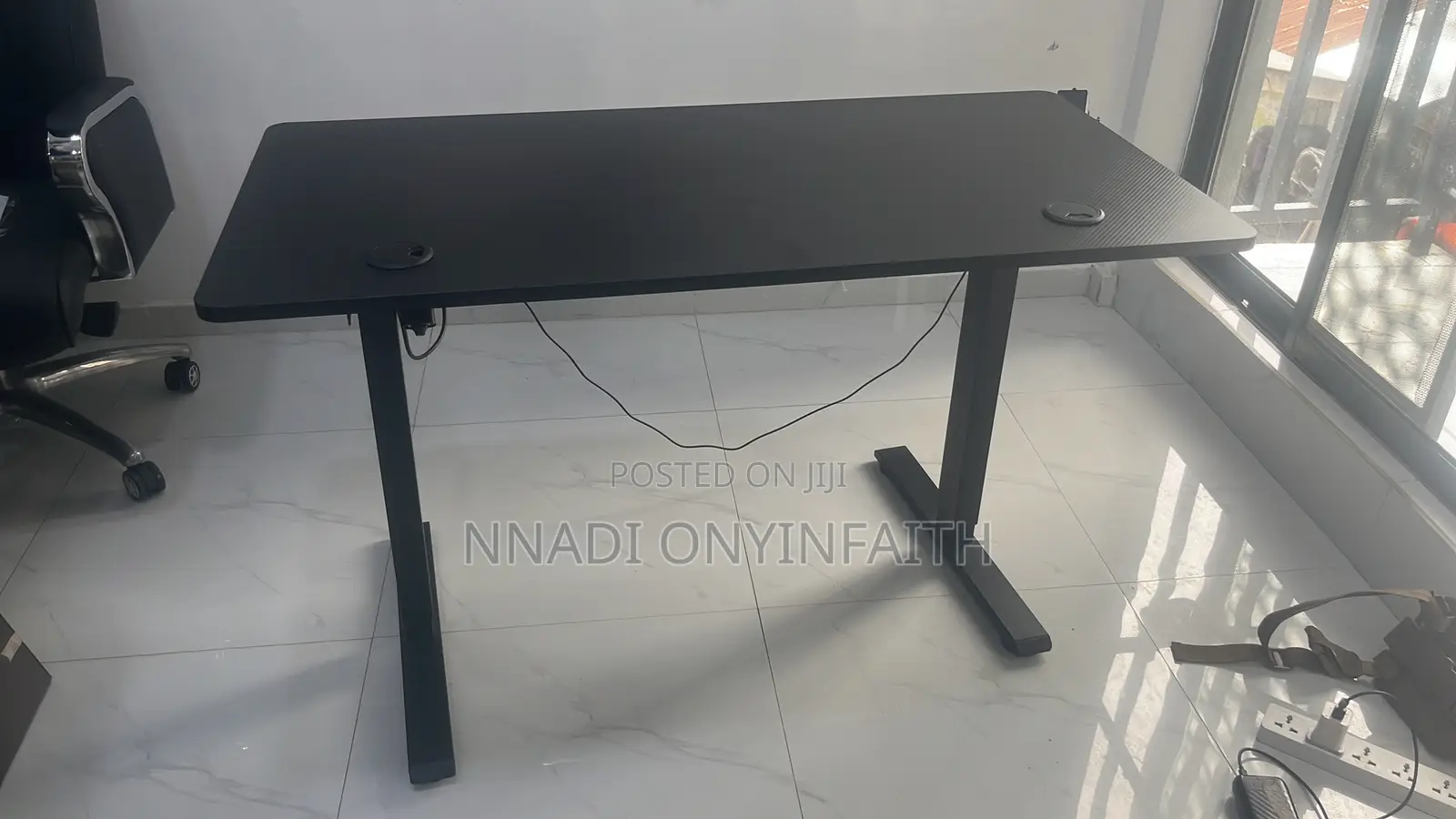 Adjustable Electric Gaming Table