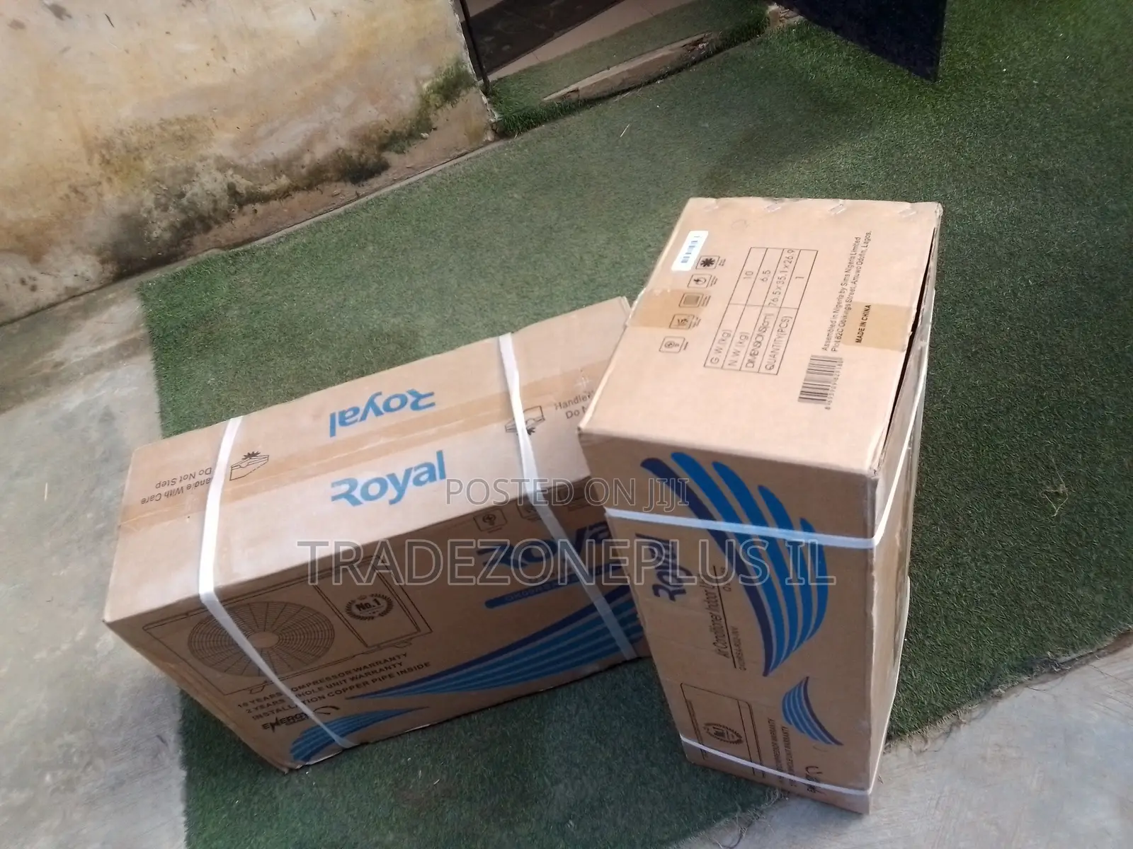 Royal QK09RSA R32 AC Indoor and Outdoor Complete Set