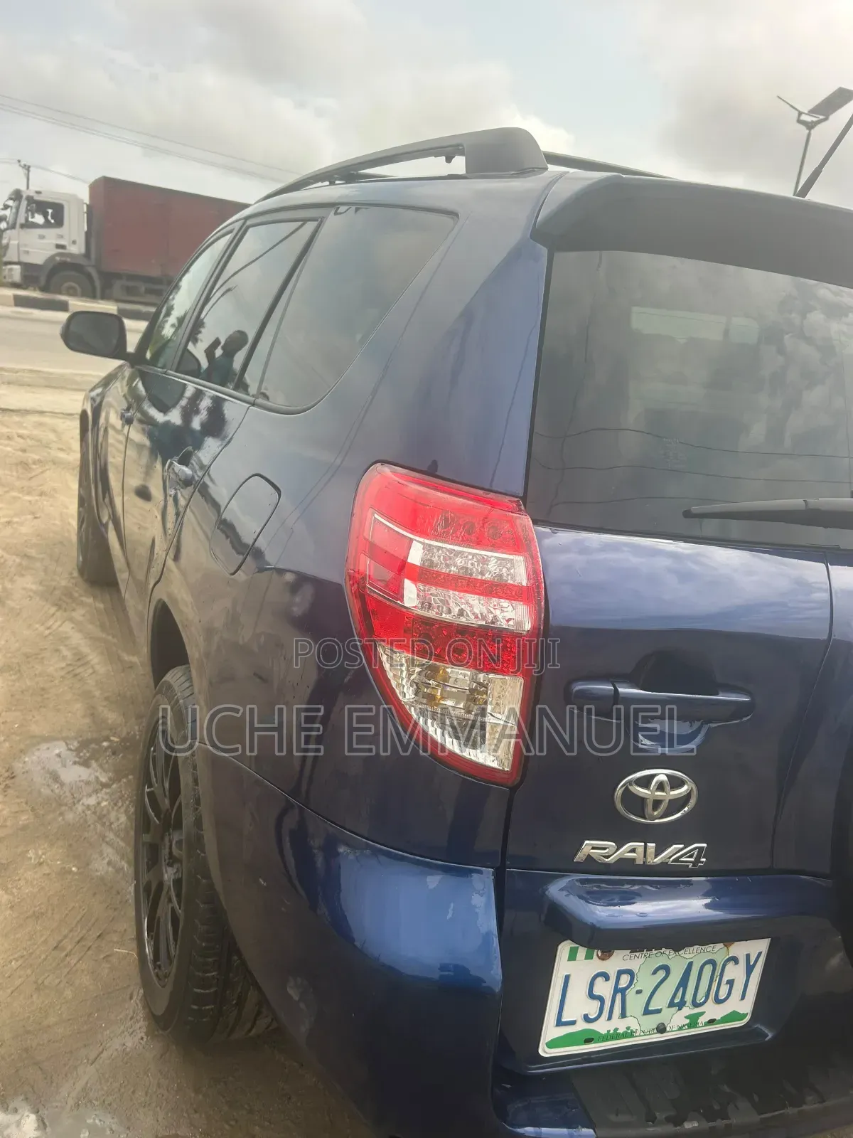 Toyota RAV4 2010 Blue