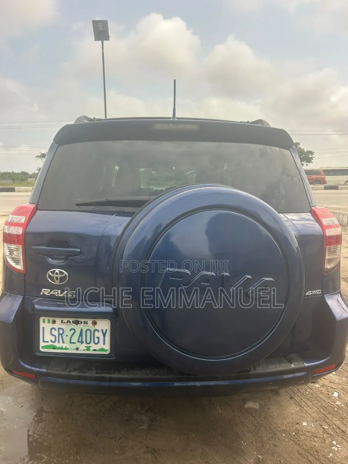 Toyota RAV4 2010 Blue