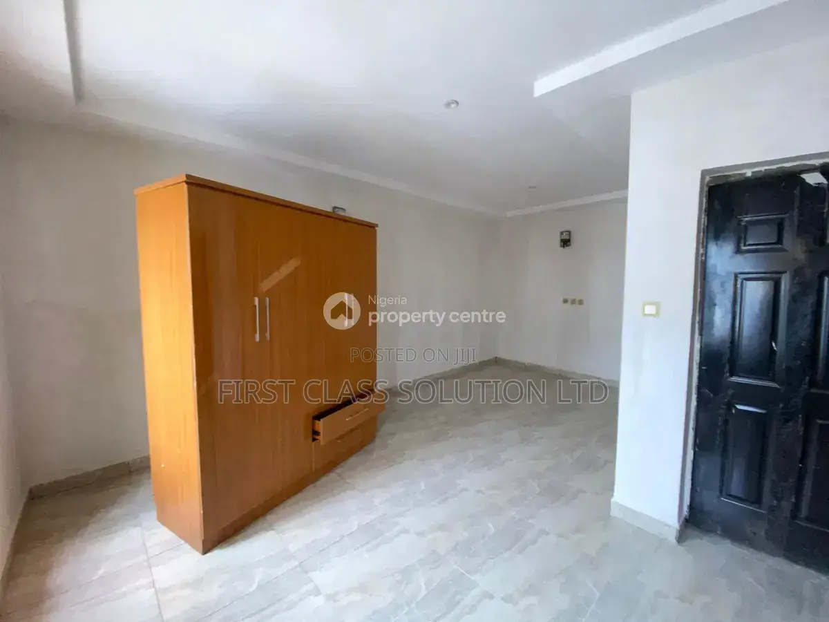 Furnished 3bdrm Apartment in Life Camp for sale