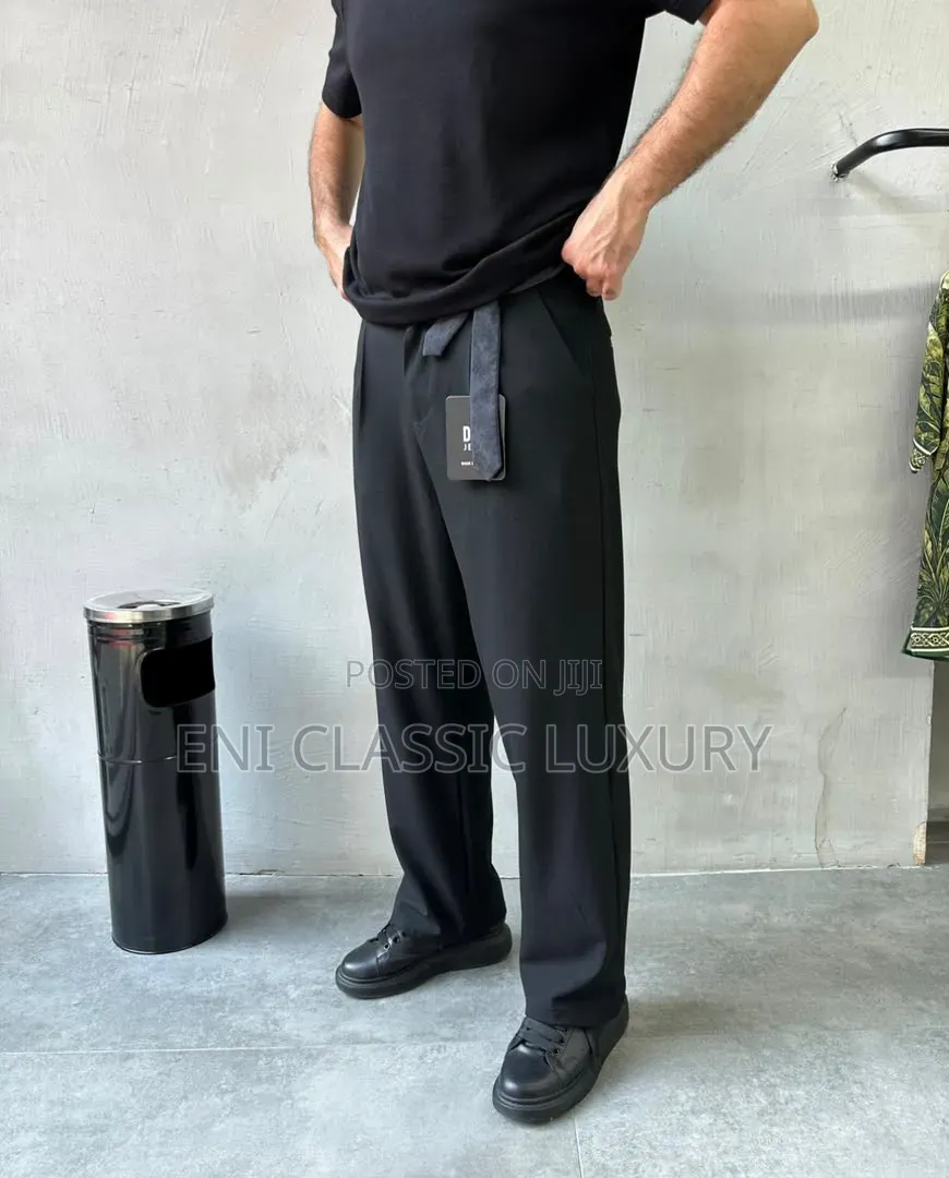 Top Notch Luxury Men's Cargo Pants Trousers Best Quality Well Branded