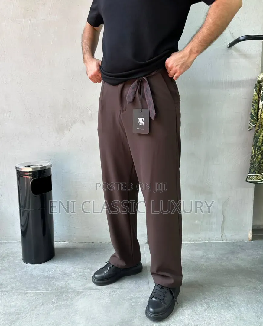 Top Notch Luxury Men's Cargo Pants Trousers Best Quality Well Branded