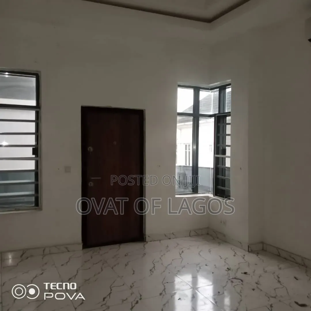 Furnished 4bdrm Duplex in Ikota for rent