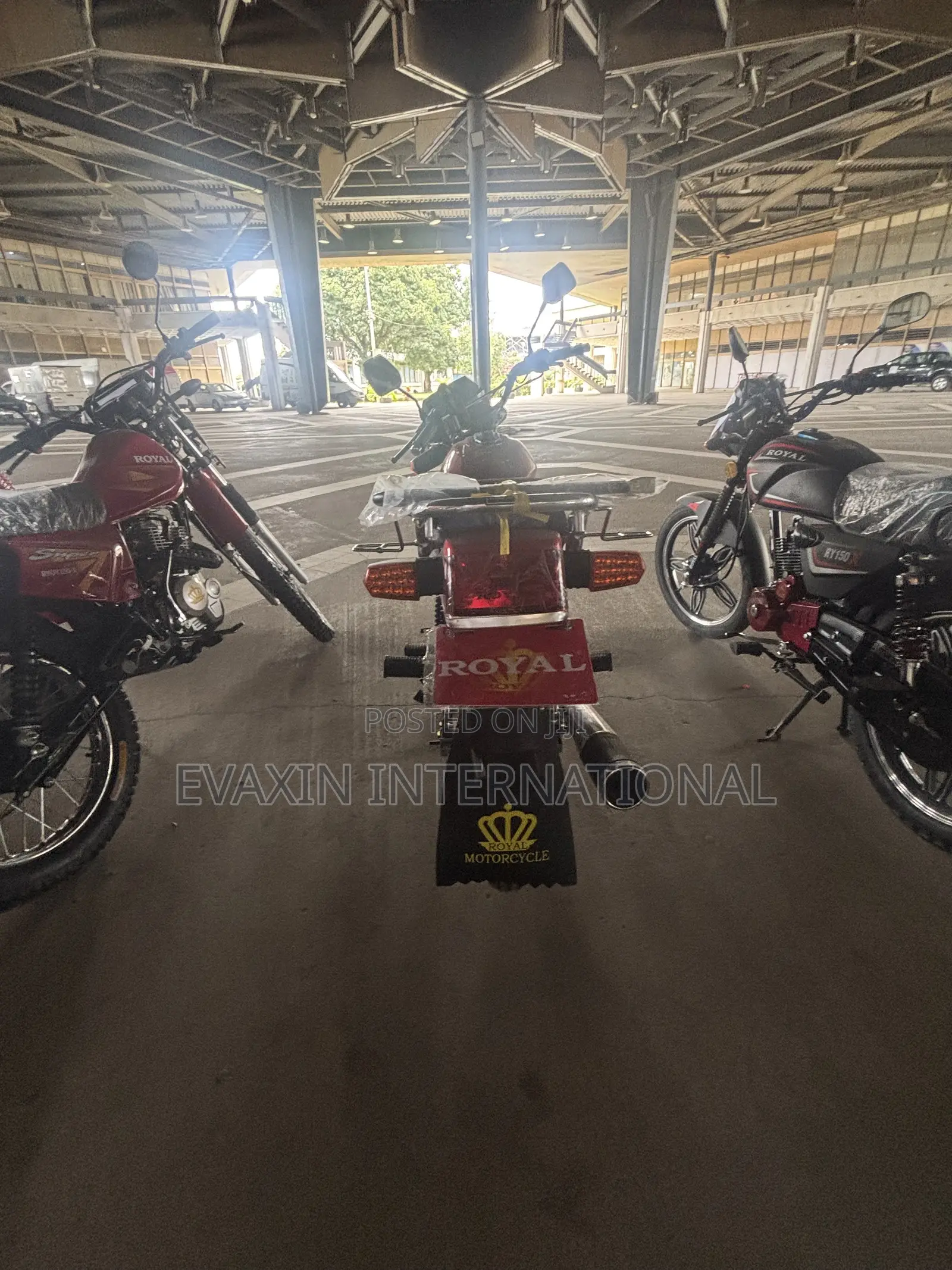 New Royal Motorcycle 2023 Red