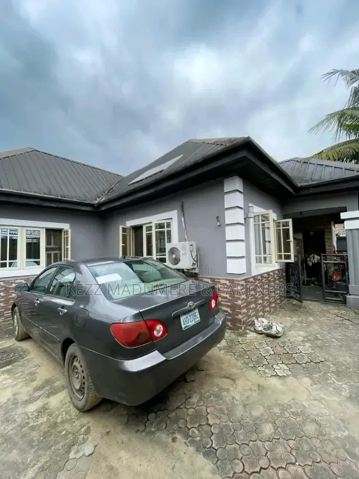3bdrm Bungalow in Rukpokwu Eneka Road for sale