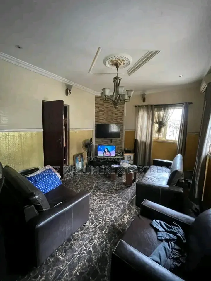3bdrm Bungalow in Rukpokwu Eneka Road for sale