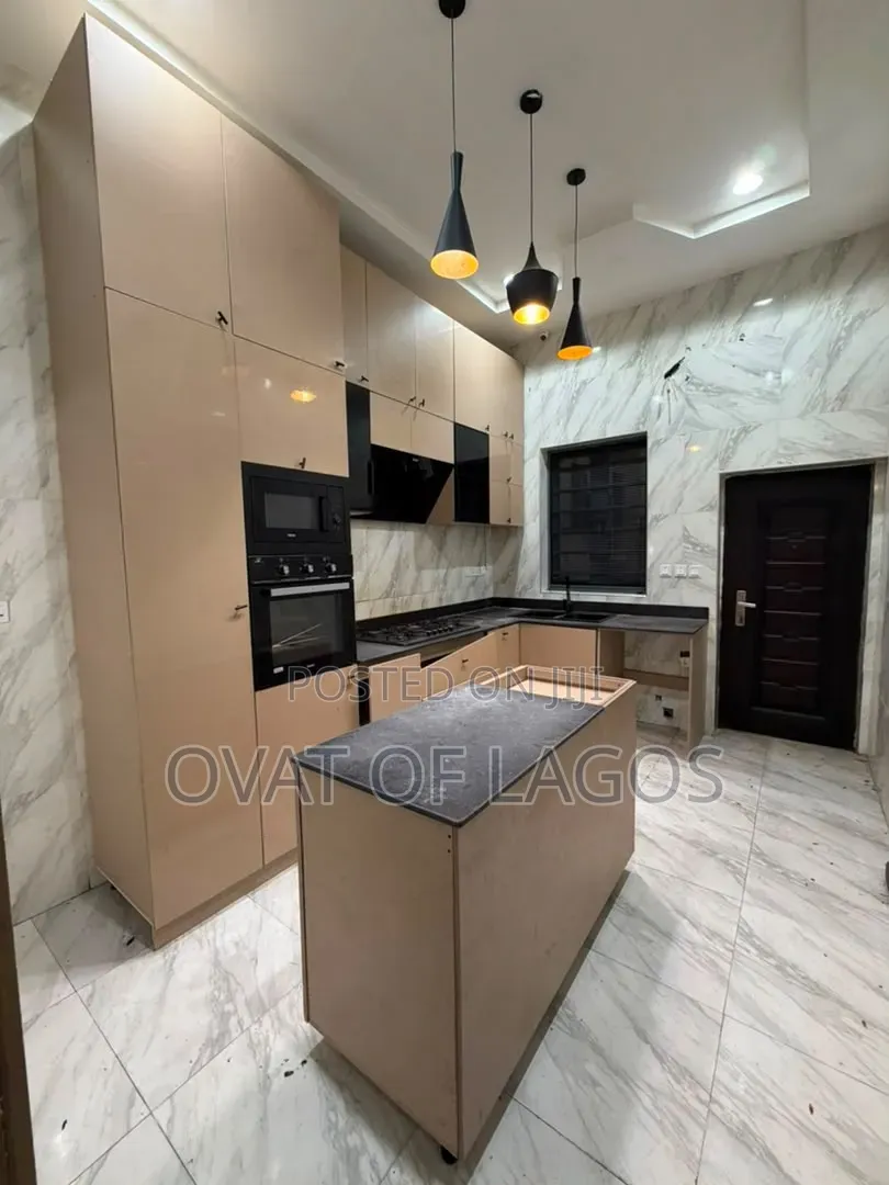 4bdrm Duplex in Orchid, Lekki Expressway for rent