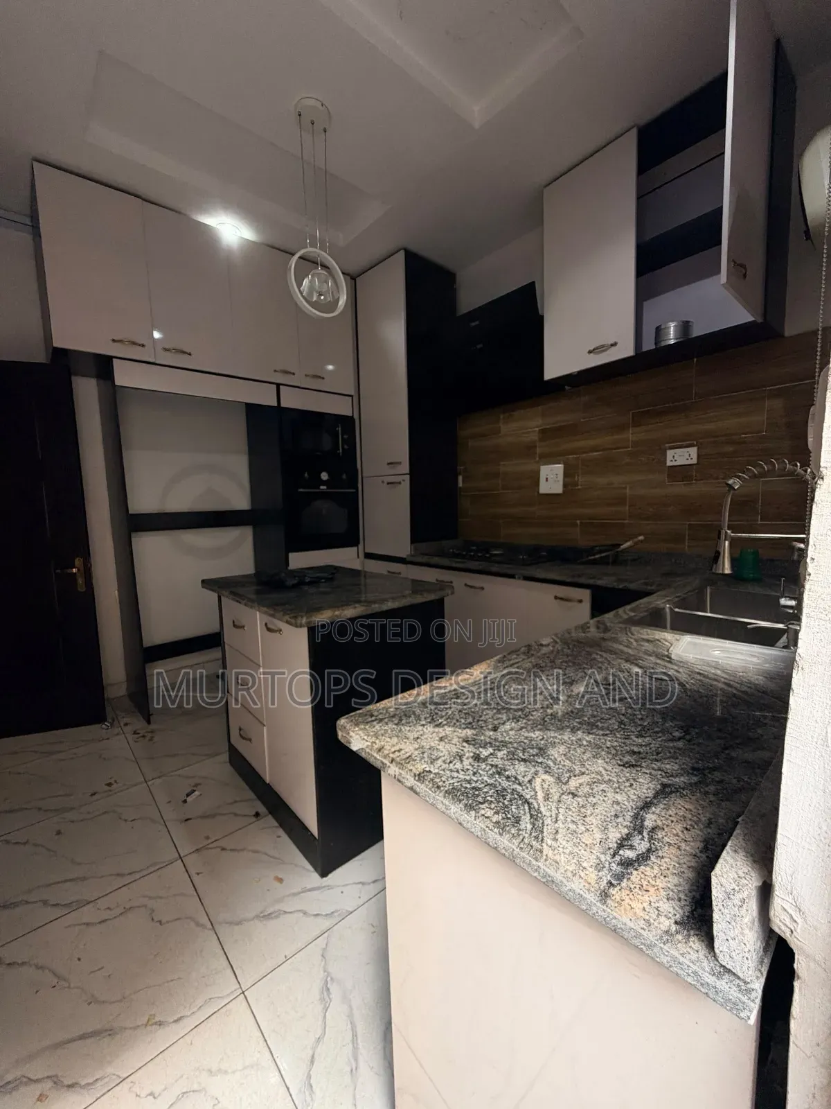 Mini Flat in Thomas for rent
