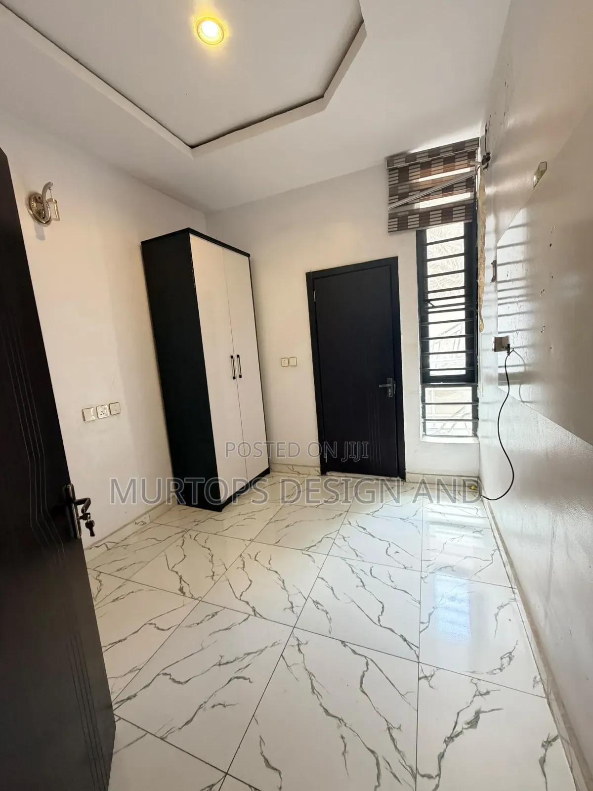 Mini Flat in Thomas for rent