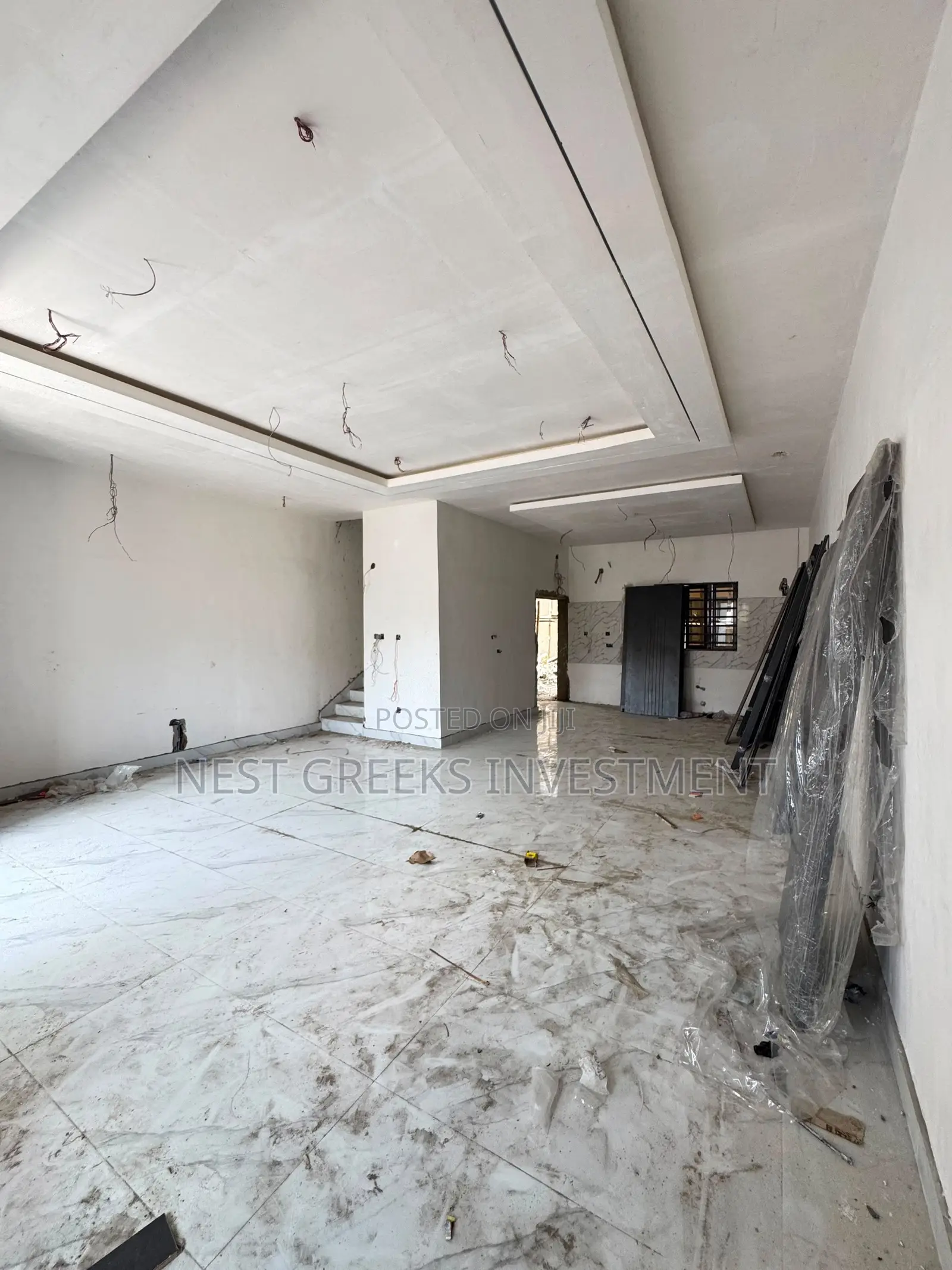 4bdrm Duplex in Surulere for sale