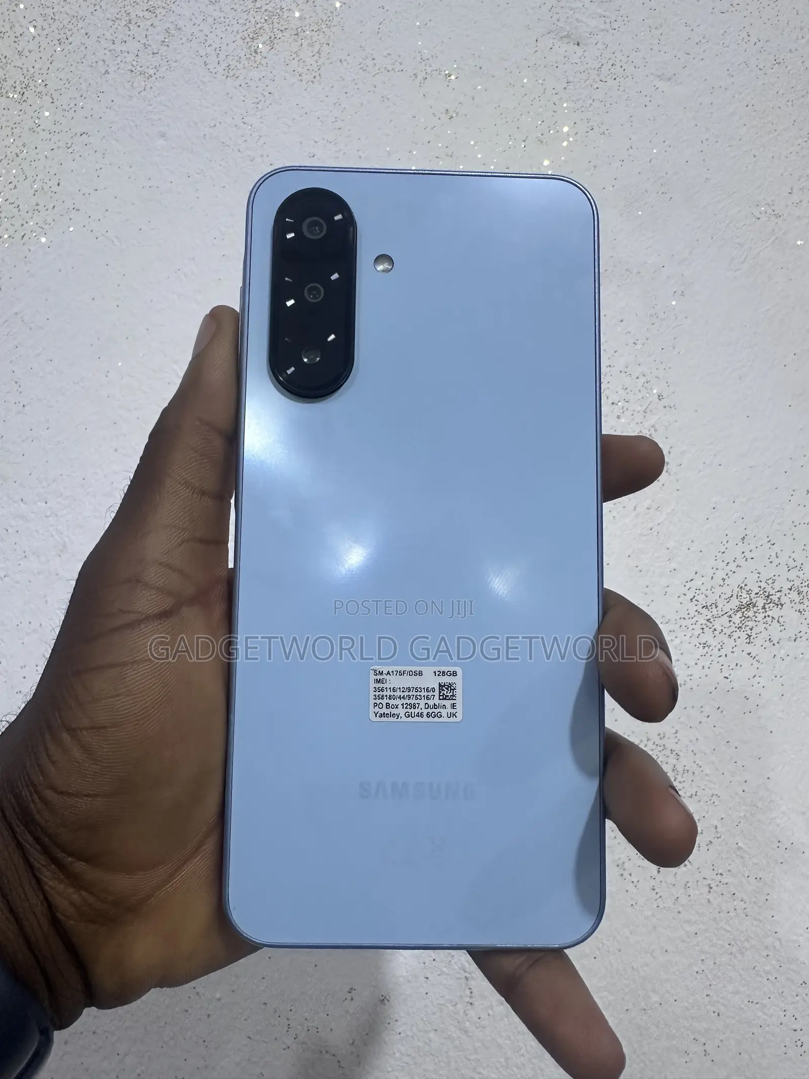 New Samsung Galaxy A17 5G 128 GB Blue