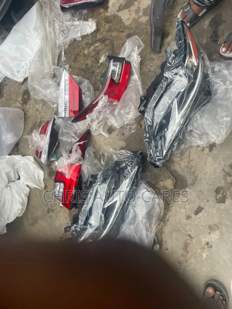 ES350 Headlamp and Rear Light