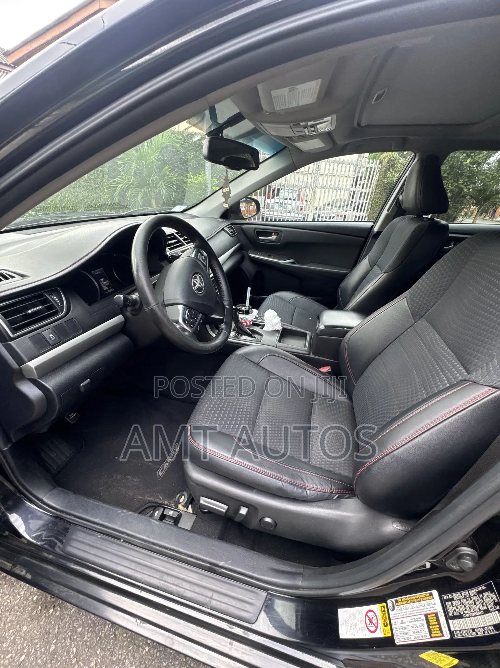 Toyota Camry SE 4dr Sedan (2.5L 4cyl 6A) 2015 Black