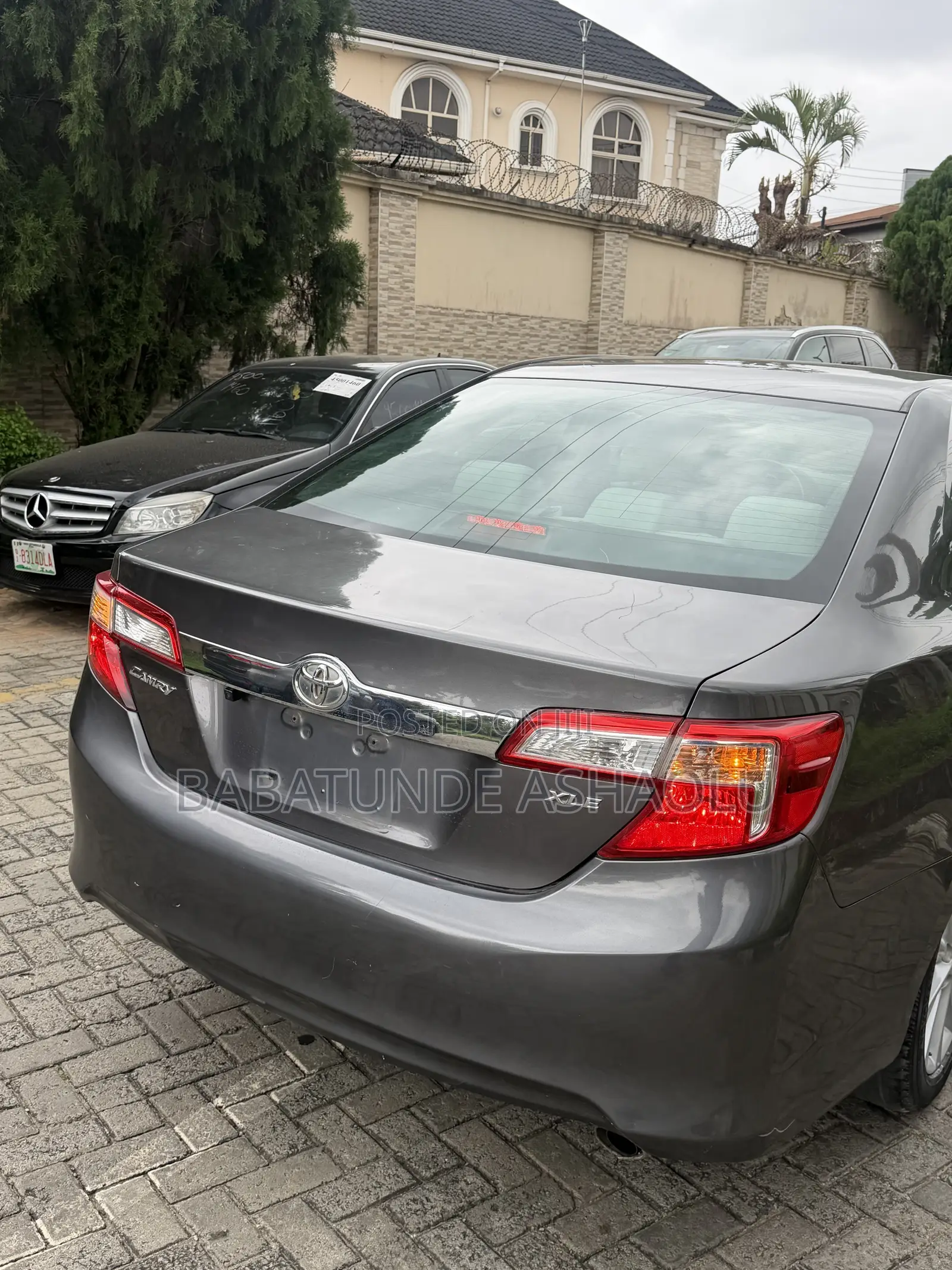 Toyota Camry XLE 4dr Sedan (2.5L 4cyl 6A) 2013 Gray