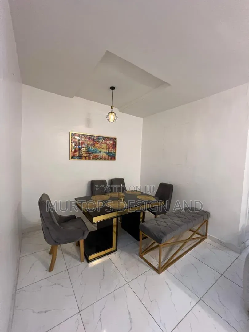 2bdrm Apartment in Lekki Phase 1 for sale