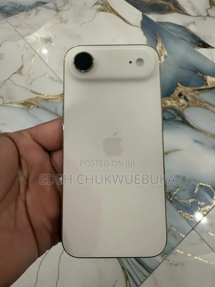 Apple iPhone 17e 256 GB White