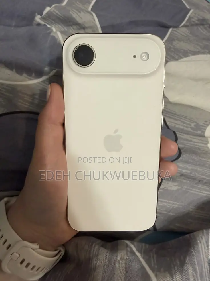Apple iPhone 17e 256 GB White