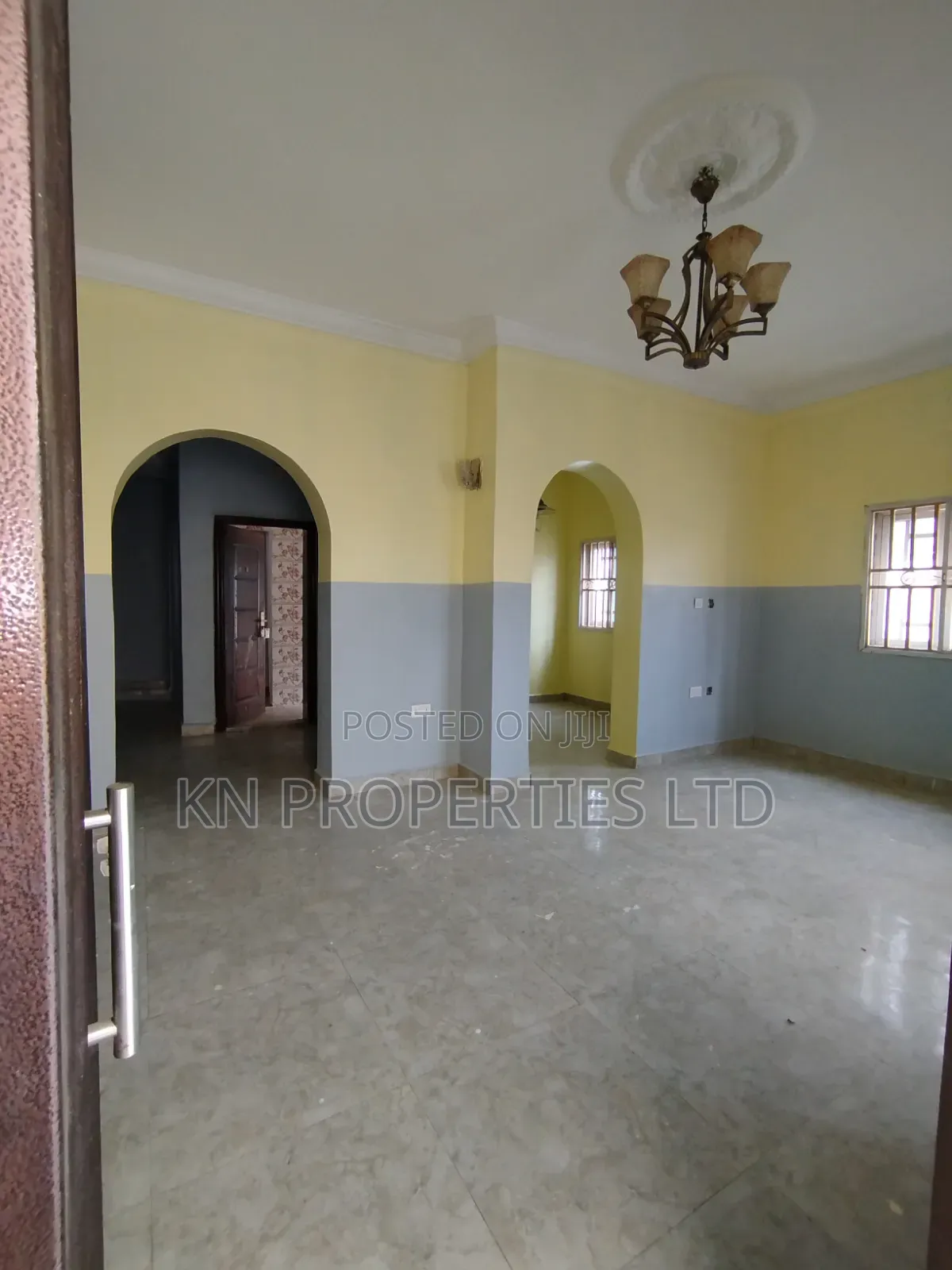3bdrm Duplex in Airport Road, Sabon Lugbe for rent