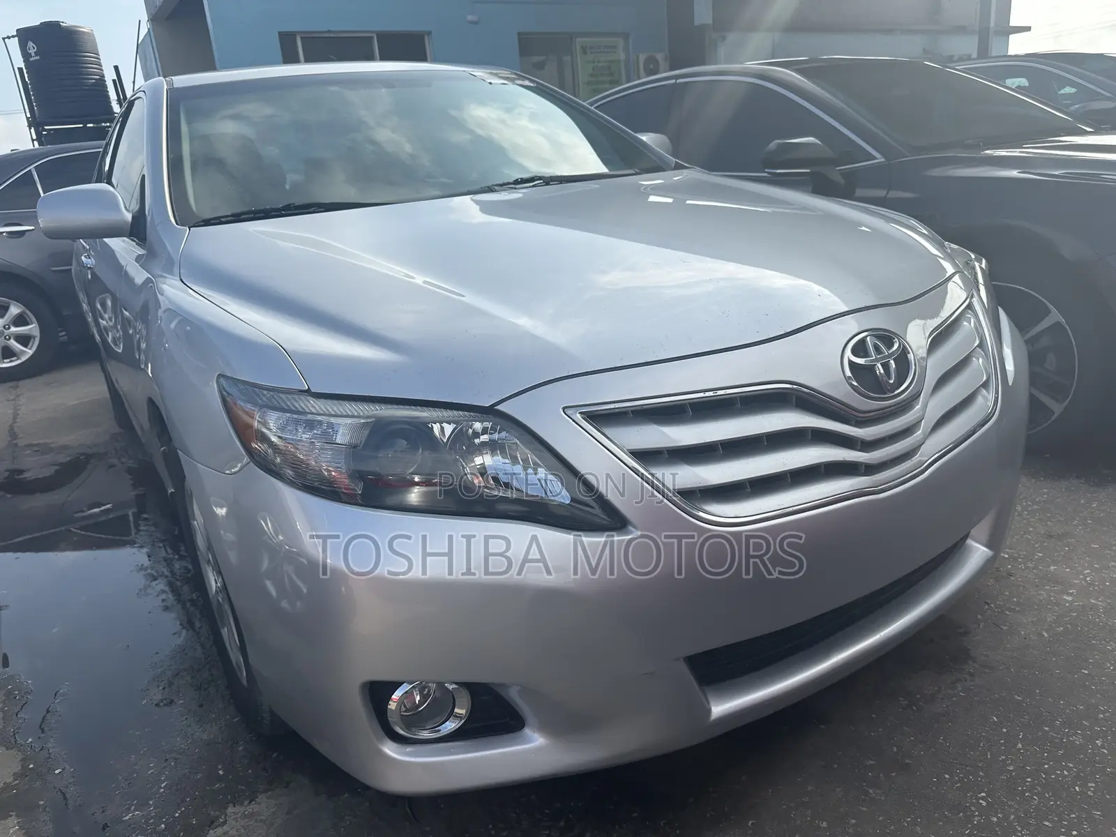Toyota Camry LE 4dr Sedan (2.5L 4cyl 6A) 2011 Silver