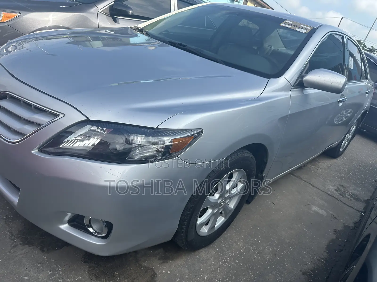 Toyota Camry LE 4dr Sedan (2.5L 4cyl 6A) 2011 Silver