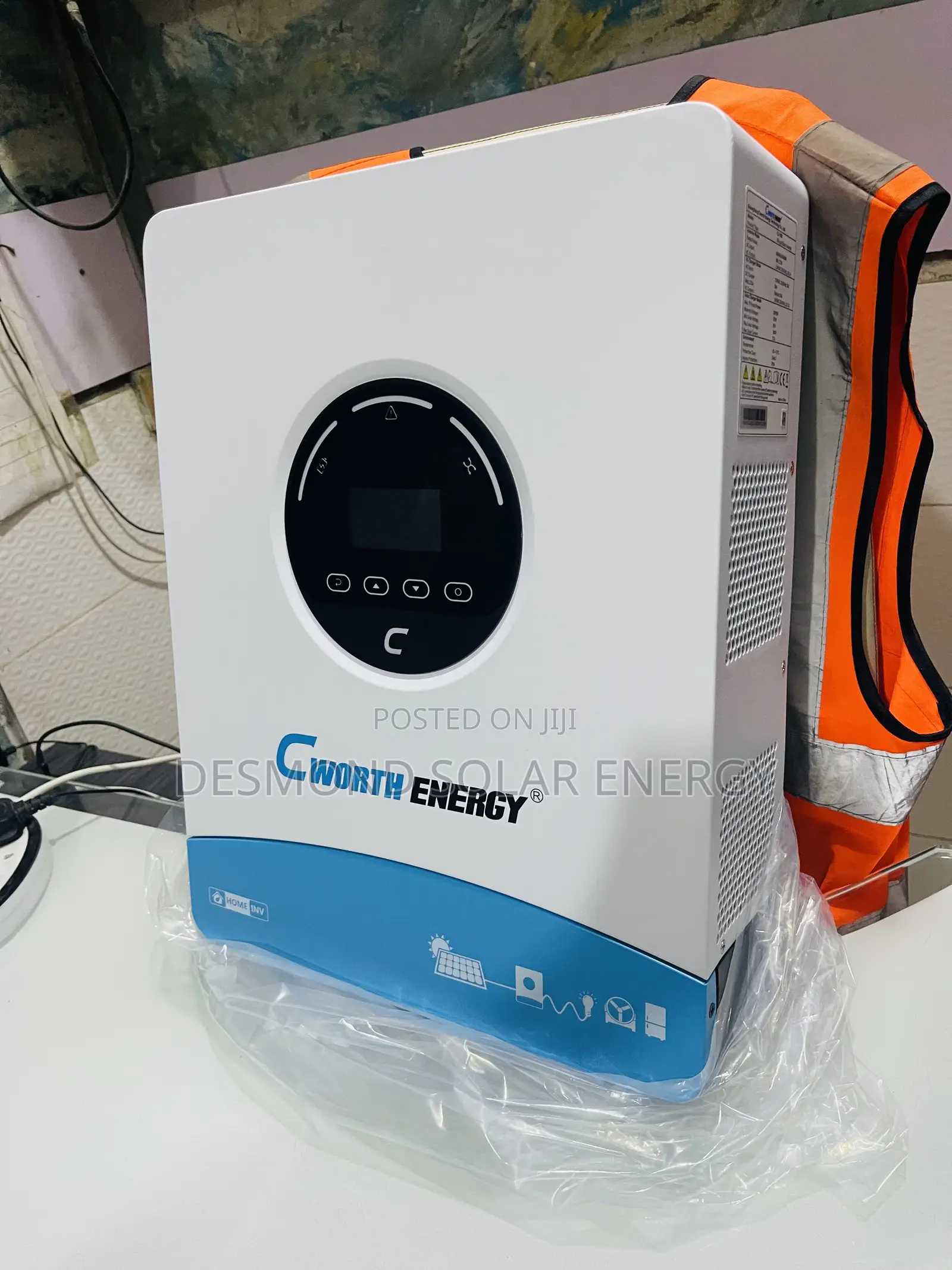 6kva 48v Cworth Solar Hybrid Inverter Is Now Available in Good Price