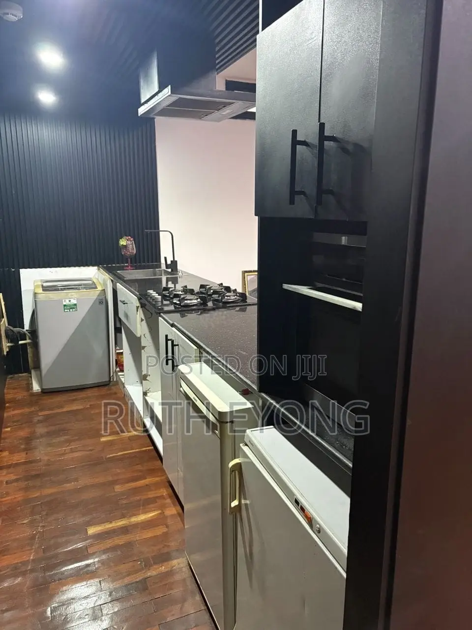 Furnished 3bdrm Apartment in Banana Island. for rent