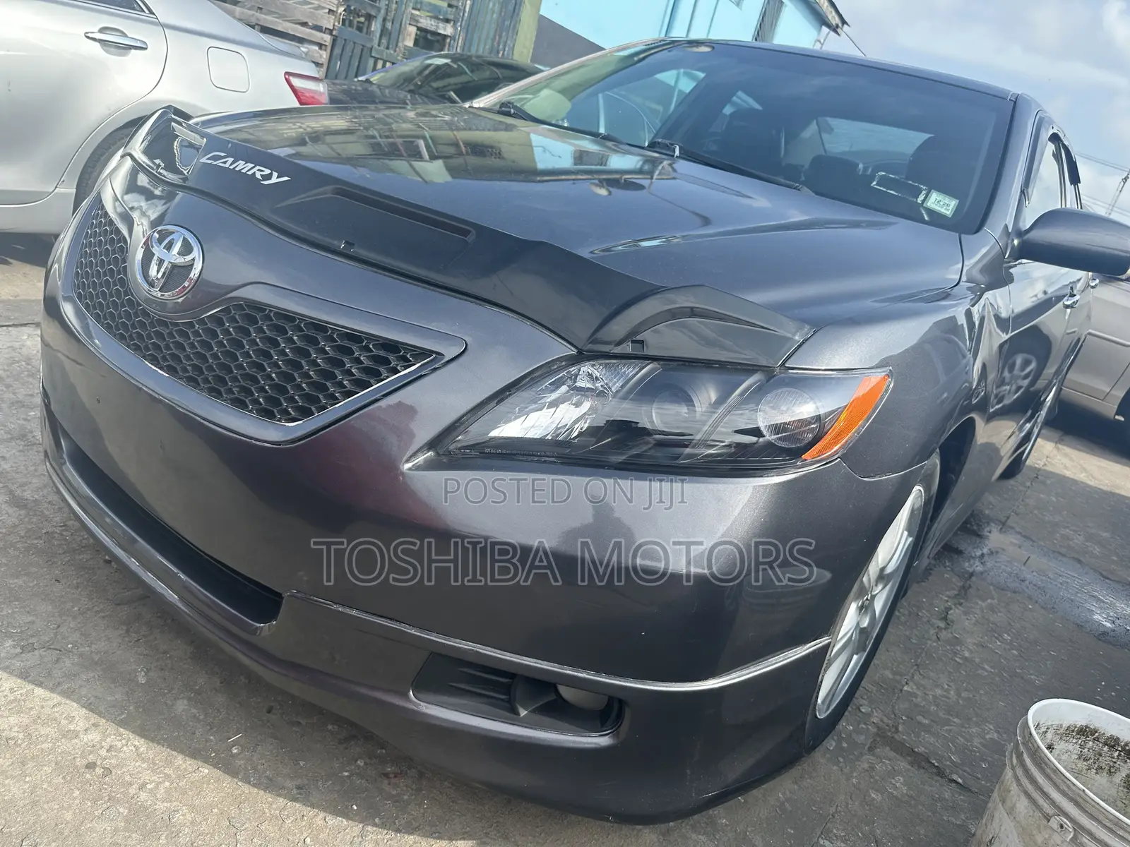 Toyota Camry SE 4dr Sedan (2.5L 4cyl 6AM) 2010 Gray