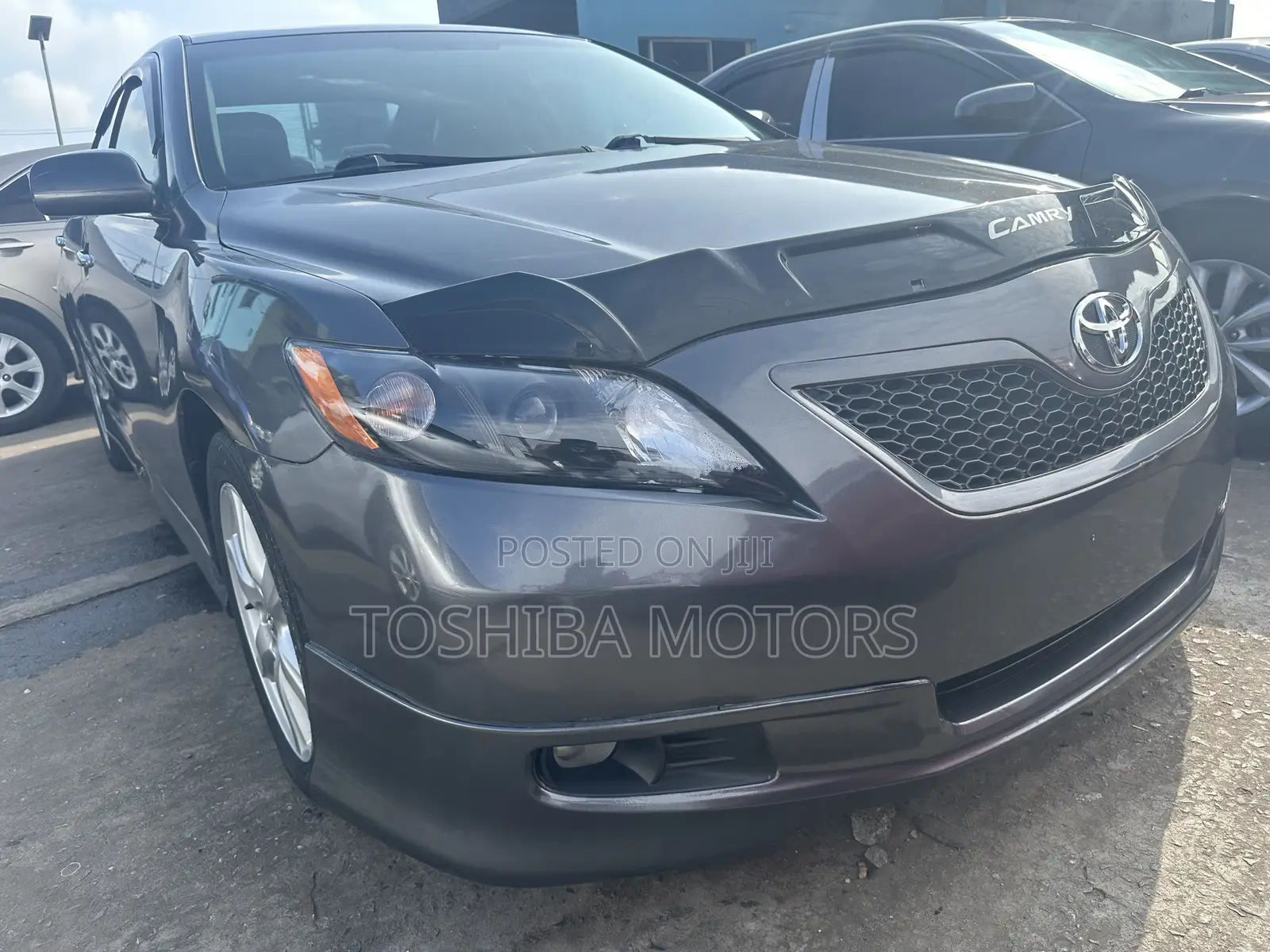 Toyota Camry SE 4dr Sedan (2.5L 4cyl 6AM) 2010 Gray
