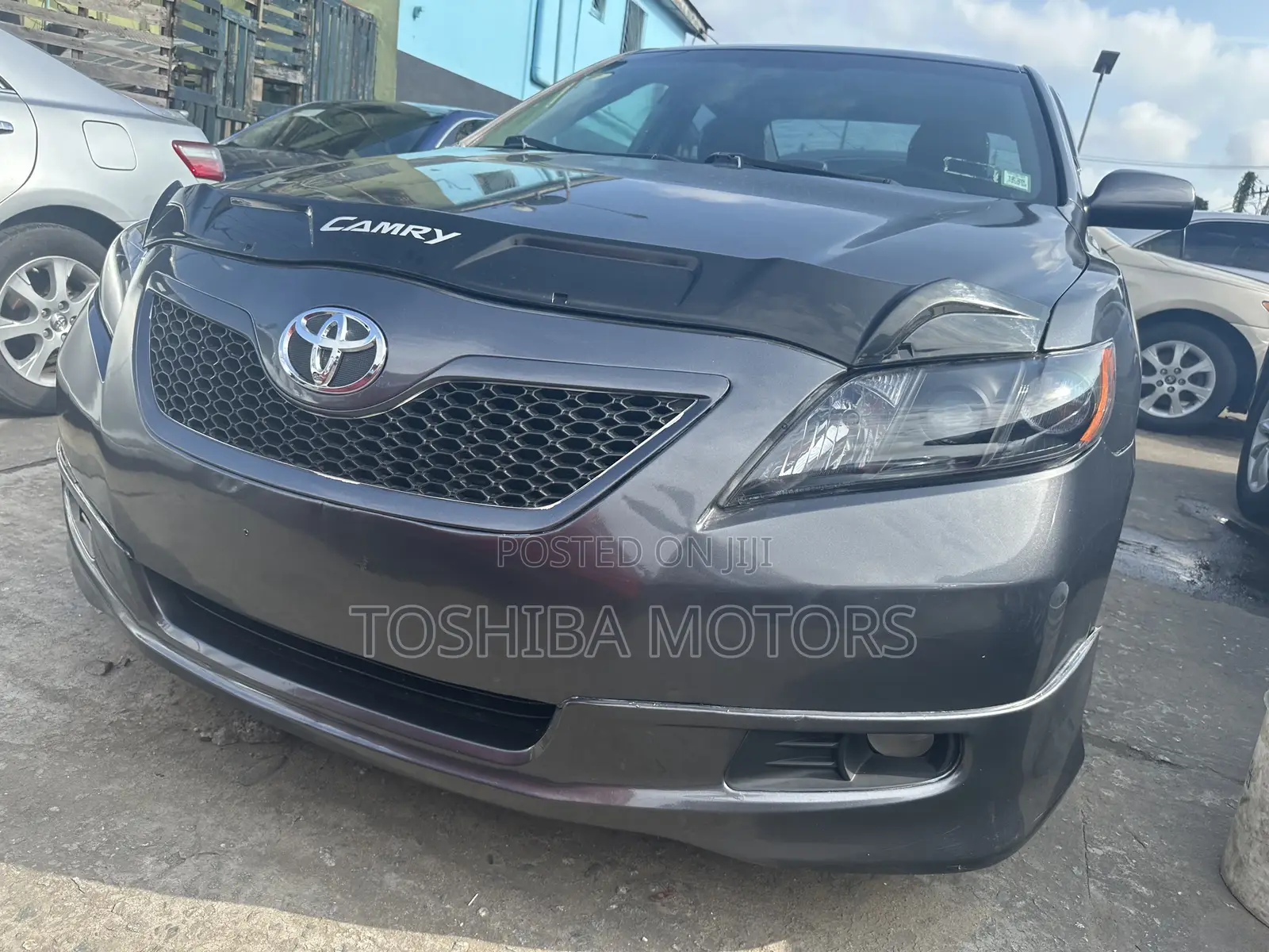 Toyota Camry SE 4dr Sedan (2.5L 4cyl 6AM) 2010 Gray
